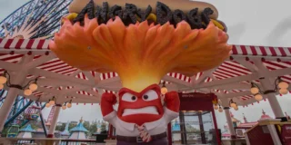 angry dogs restaurant in disneyland