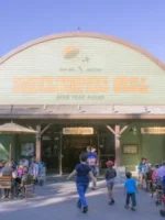 smokejumpers grill restaurant in disneyland
