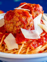 Alien_Pizza_Planet-Spaghetti_and_Meatballs(MickeyFood.com)